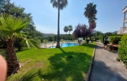 Mandelieu-la-Napoule – Location de studio GOLF RIVIERA  avec piscine